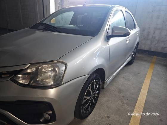 TOYOTA ETIOS 1.5 PLATINUM SEDAN 16V FLEX 4P AUTOMÁTICO TOYOTA ETIOS 1.5 PLATINUM SEDAN 16V FLEX 4P AUTOMÁTICO